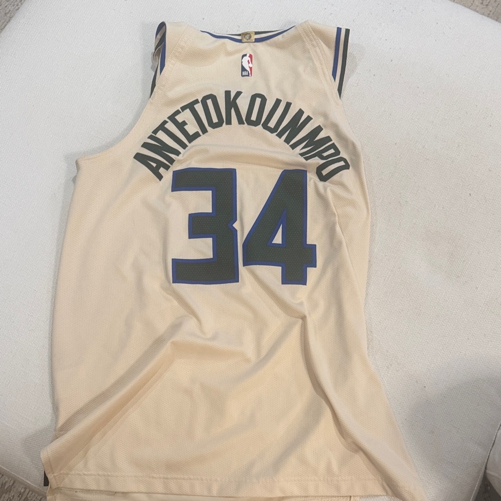 Nike Cream City Basketball Jersey with Blue Accents Giannis antetokounmpo - Picture 2 of 3